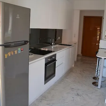 Le Jad, * Roquebrune-Cap-Martin